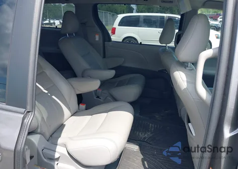 2017 Toyota Sienna Xle Premium 7 Passenger from USA, damaged, VIN 5TDDZ3DC9HS146886